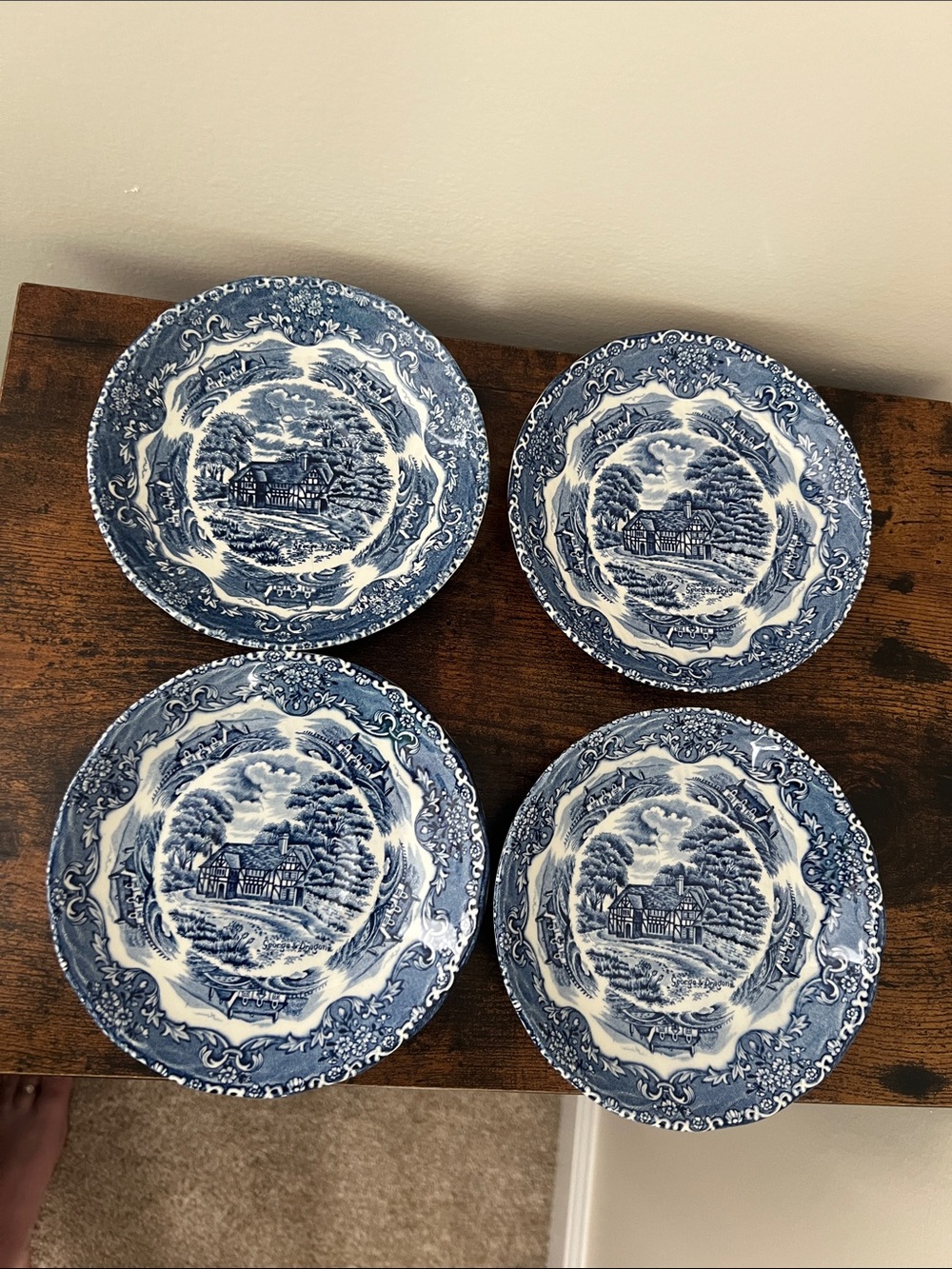 Set of 4 6” Grindley English Country Inns George and Dragon Plates